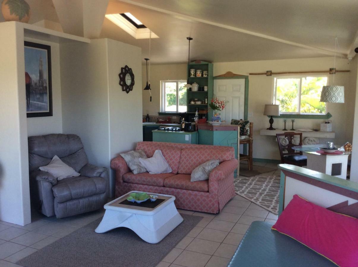 Mediteranean Style Ohana Rental / Loft & Sundeck Panoramic Ocean View Honolulu Landing Exterior photo